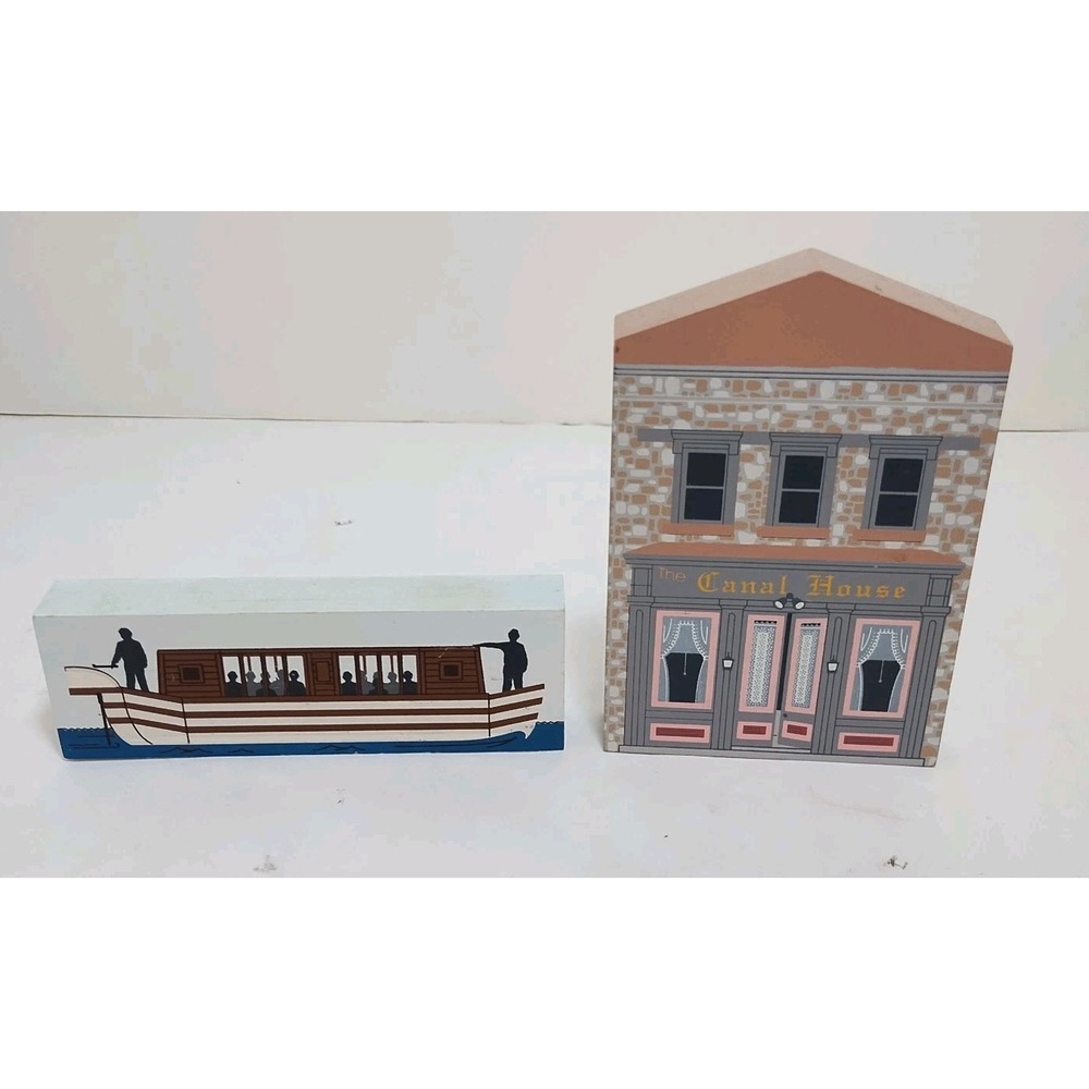 2 Town Square Custom‎ Collection Canal Boat & House Faulkner-Pierce Indiana Wood